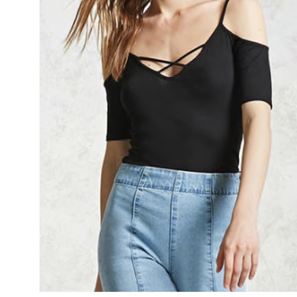 Shoulder less top F21